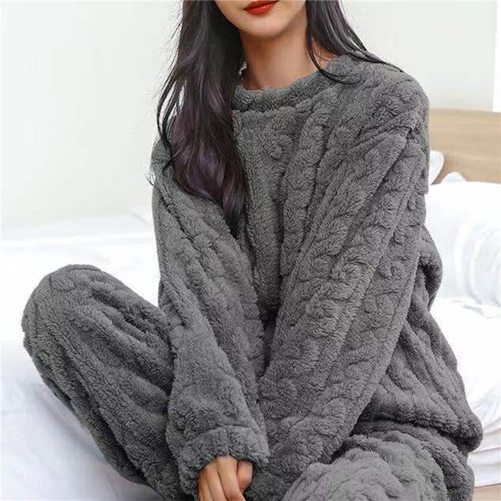 Patricia™ | Women's Fleece Pajama Set