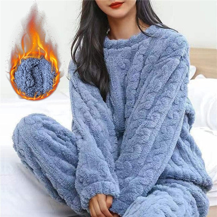 Patricia™ | Women's Fleece Pajama Set